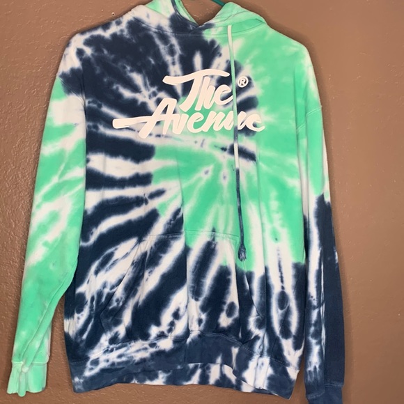 Other - The Avenue skate hoodie